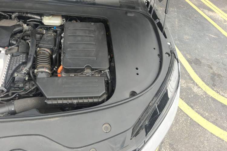 Used BYD Han 2025 DM-i Smart Drive 125KM Prestige Model Engine Bay Left
