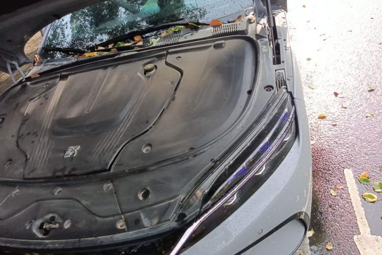 Used BYD Han 2025 EV 605KM Prestige Model Engine Bay Left
