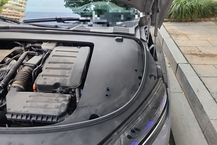 Used BYD Han 2025 DM-i Intelligent Driving Edition 125KM LiDAR Flagship Model Engine Bay Left