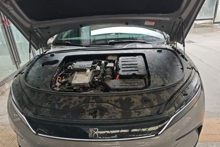 Used BYD Han 2025 DM-i 125KM Prestige Model Engine Bay