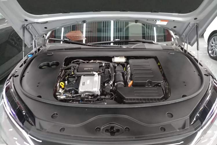 Used BYD Han 2025 DM-i Intelligent Driving Edition 125KM LiDAR Flagship Model Engine Bay
