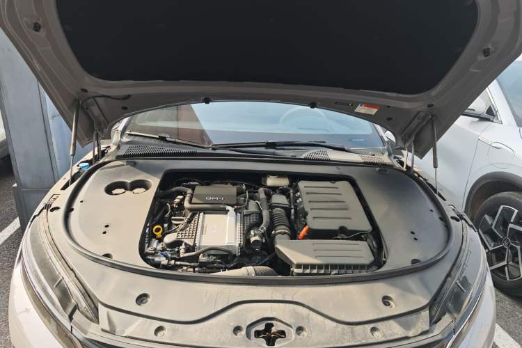 Used BYD Han 2025 DM-i Intelligent Driving Edition 125KM LiDAR Flagship Model Engine Bay
