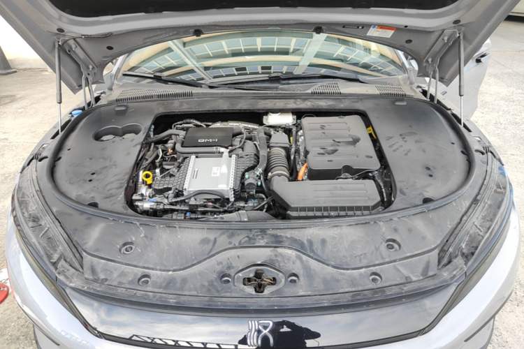 Used BYD Han 2025 DM-i Intelligent Driving Edition 125KM Prestige Model Engine Bay