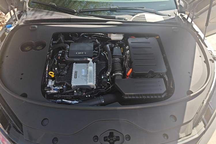 Used BYD Han 2025 DM-i 125KM Prestige Model Engine Bay