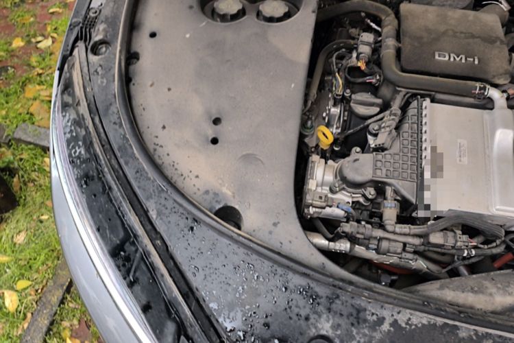 Used BYD Han 2025 DM-i 125KM Comfort Model Engine Bay Right