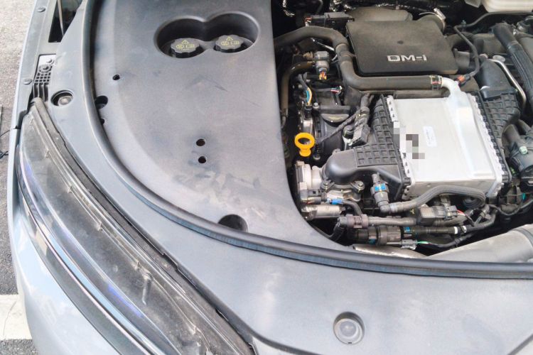 Used BYD Han  Engine Bay Right