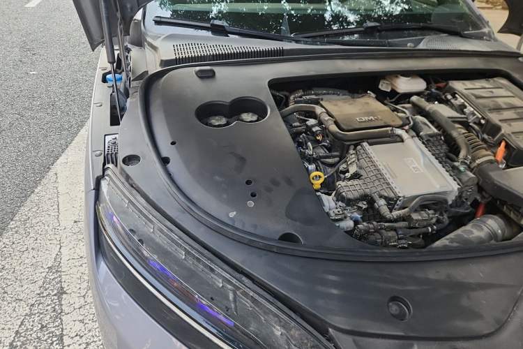 Used BYD Han 2025 DM-i Intelligent Driving Edition 125KM LiDAR Flagship Model Engine Bay Right