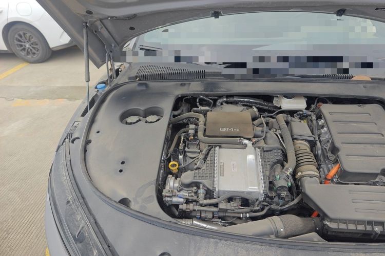 Used BYD Han 2025 DM-i Intelligent Driving Edition 125KM Prestige Model Engine Bay Right