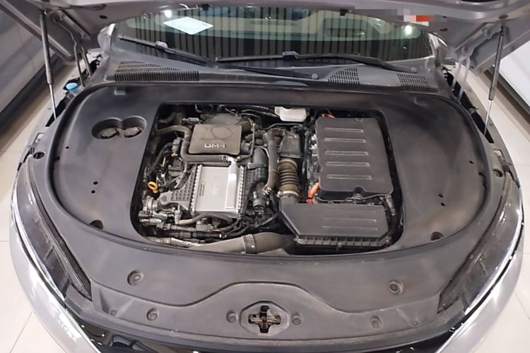 Used BYD Han 2025 DM-i Intelligent Driving Edition 125KM Prestige Model Engine Bay