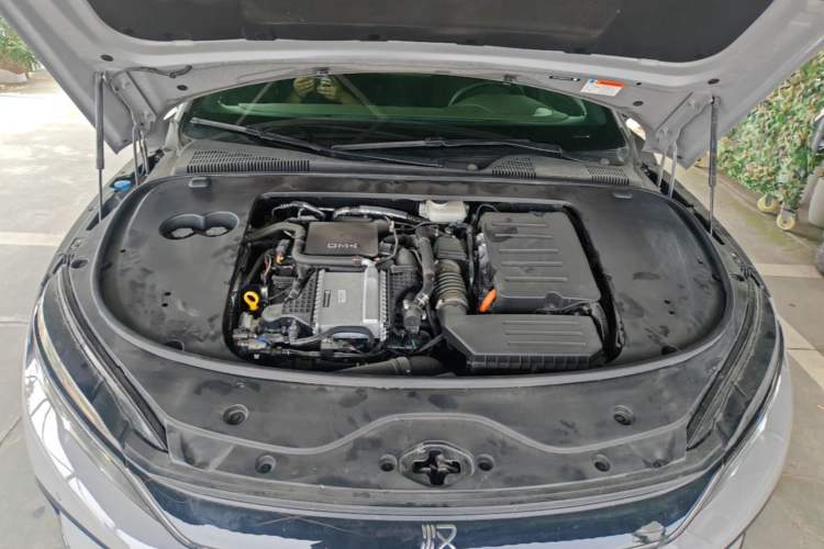 Used BYD Han 2025 DM-i 125KM Elite Model Engine Bay