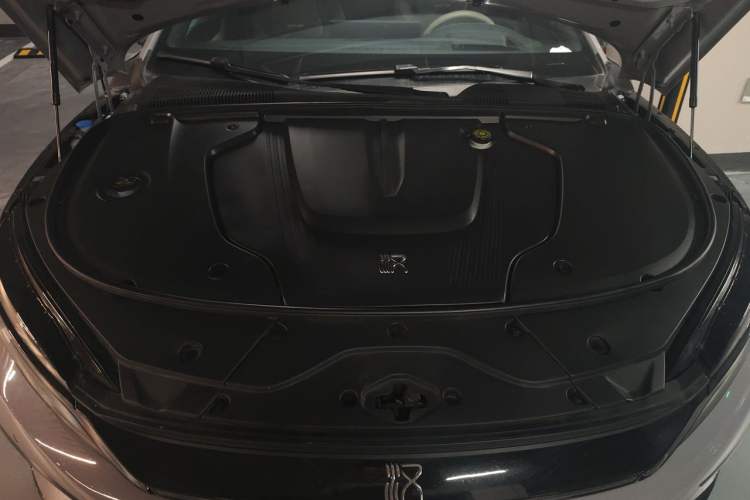Used BYD Han 2025 EV with 701 km of Laser Radar-Enabled Intelligent Driving Engine Bay