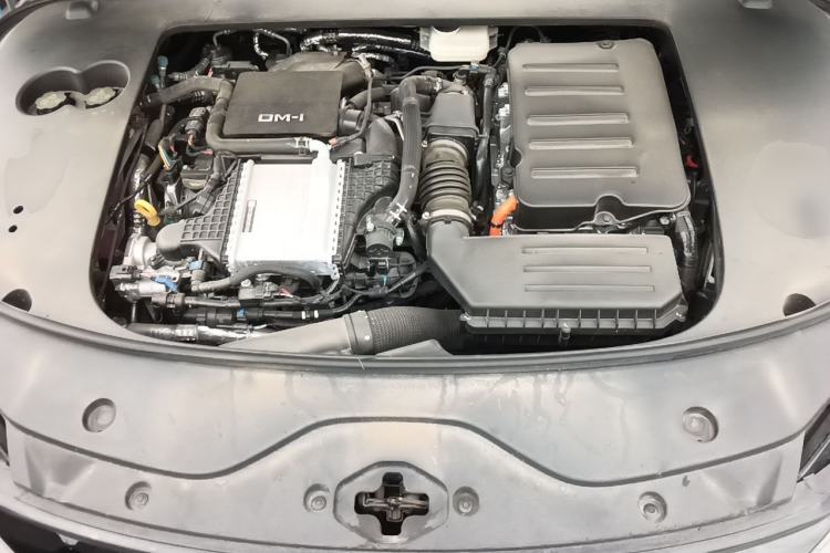 Used BYD Han 2025 DM-i 125KM Prestige Model Engine Bay