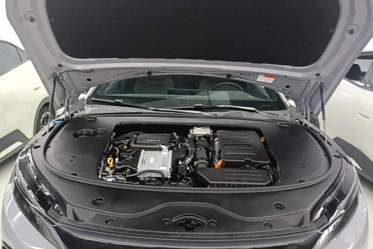 Used BYD Han 2025 DM-i 125KM Prestige Model Engine Bay