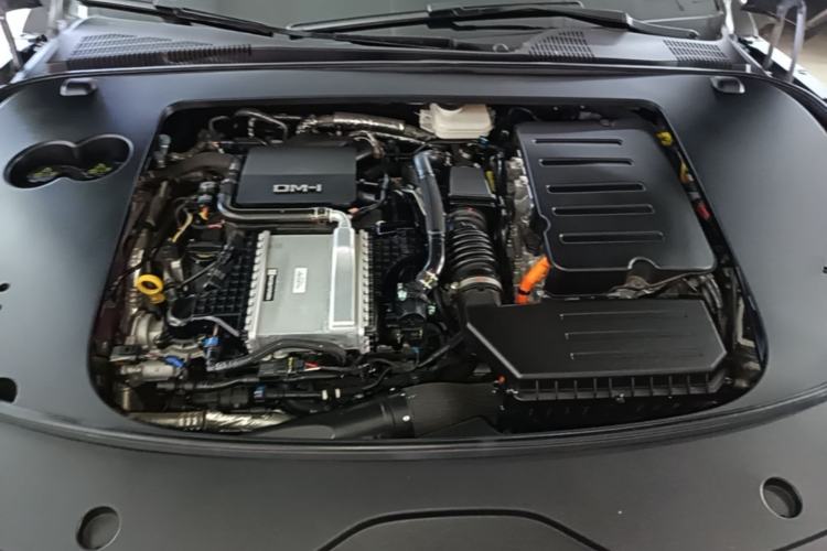 Used BYD Han 2025 DM-i 125KM Prestige Model Engine Bay