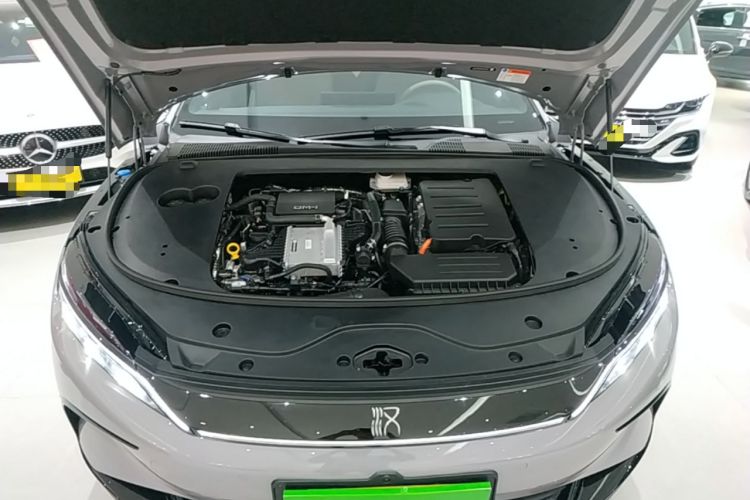 Used BYD Han 2025 DM-i Smart Drive 125KM Prestige Model Engine Bay
