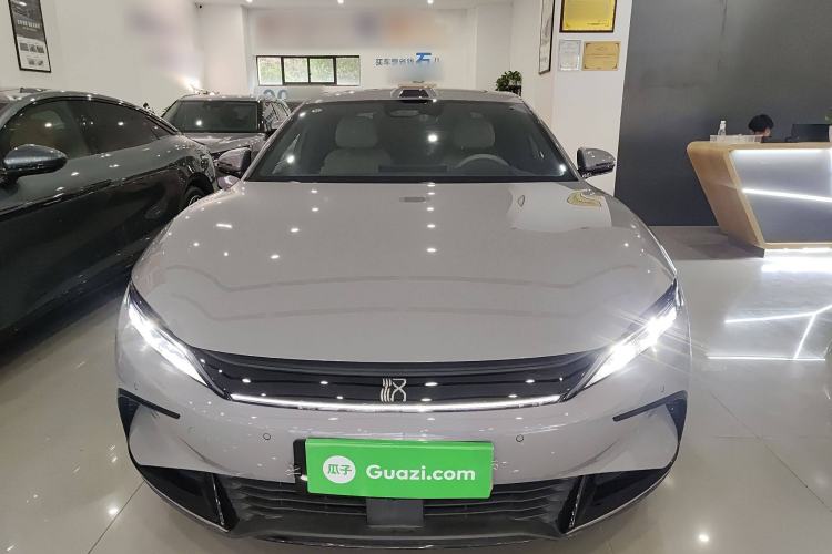 Used BYD Han 2025 EV Intelligent Driving Edition 701KM LiDAR Flagship Model Exterior 1