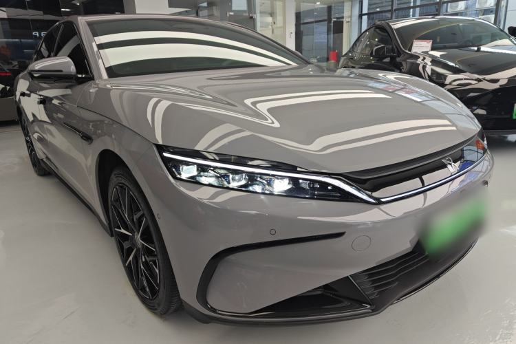 Used BYD Han 2025 EV Intelligent Driving Version 506KM Prestige Model Exterior 2