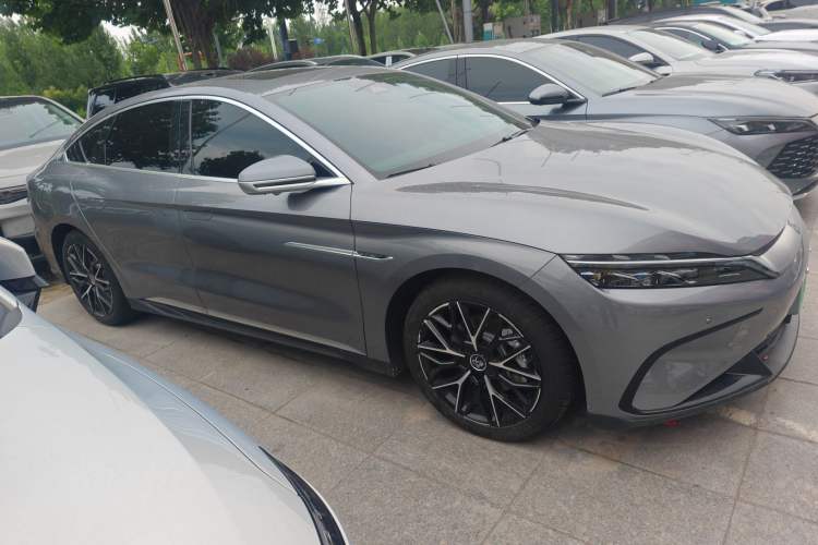 Used BYD Han 2025 DM-i 125KM Prestige Model Exterior 2