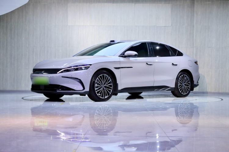 Used BYD Han 2025 DM-i 125KM LiDAR-Powered Intelligent Driving Model Exterior 3