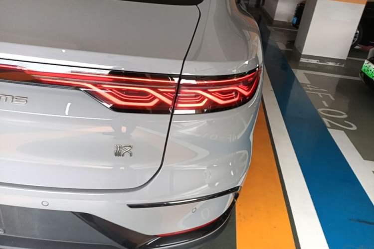 Used BYD Han 2025 EV 605KM Prestige Model Exterior 3