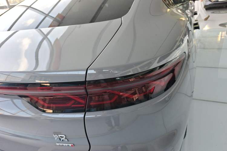 Used BYD Han 2025 DM-i Intelligent Driving Edition 125KM LiDAR Flagship Model Exterior 3