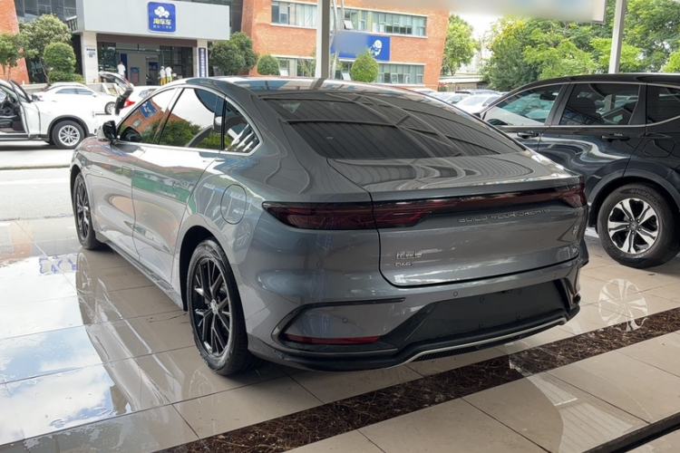 Used BYD Han 2025 DM-i 125KM Elite Model Exterior 3