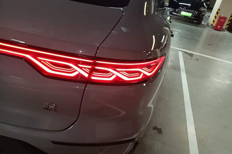 Used BYD Han 2025 DM-i 125KM Elite Model Exterior 3