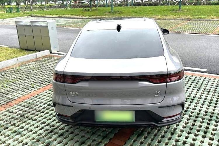 Used BYD Han 2025 DM-i Intelligent Driving Edition 125KM Prestige Model Exterior 3