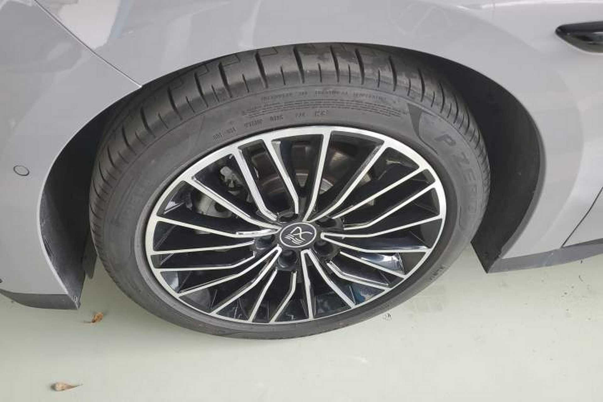 Used BYD Han 2025 DM-i 125KM LiDAR-Powered Intelligent Driving Model Exterior 4