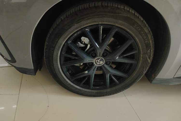 Used BYD Han 2025 DM-i 125KM Elite Model Exterior 4