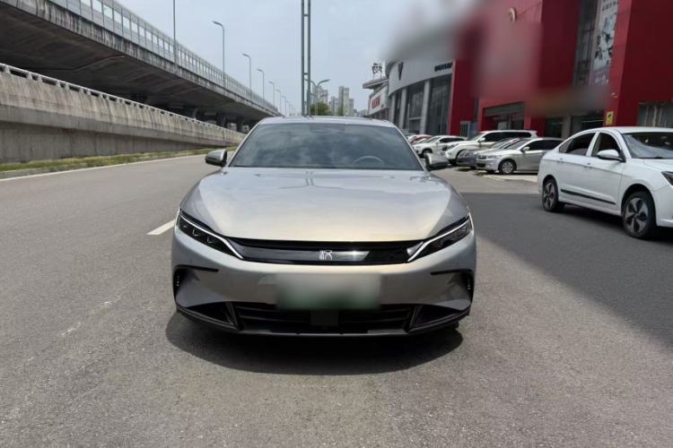 Used BYD Han 2025 DM-i Intelligent Driving Edition 245KM Prestigious Edition Exterior 4