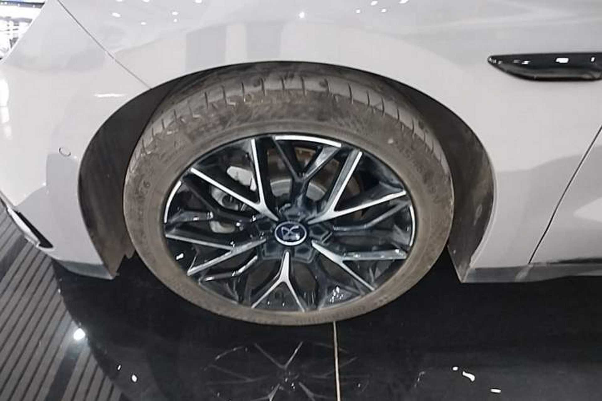 Used BYD Han 2025 DM-i Intelligent Driving Edition 125KM Prestige Model Exterior 4