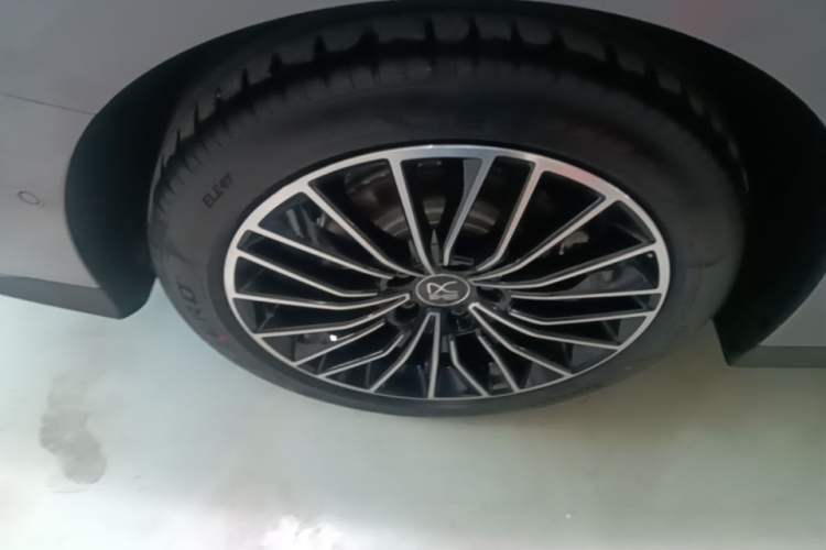Used BYD Han 2025 DM-i Intelligent Driving Edition 125KM LiDAR Flagship Model Exterior 5