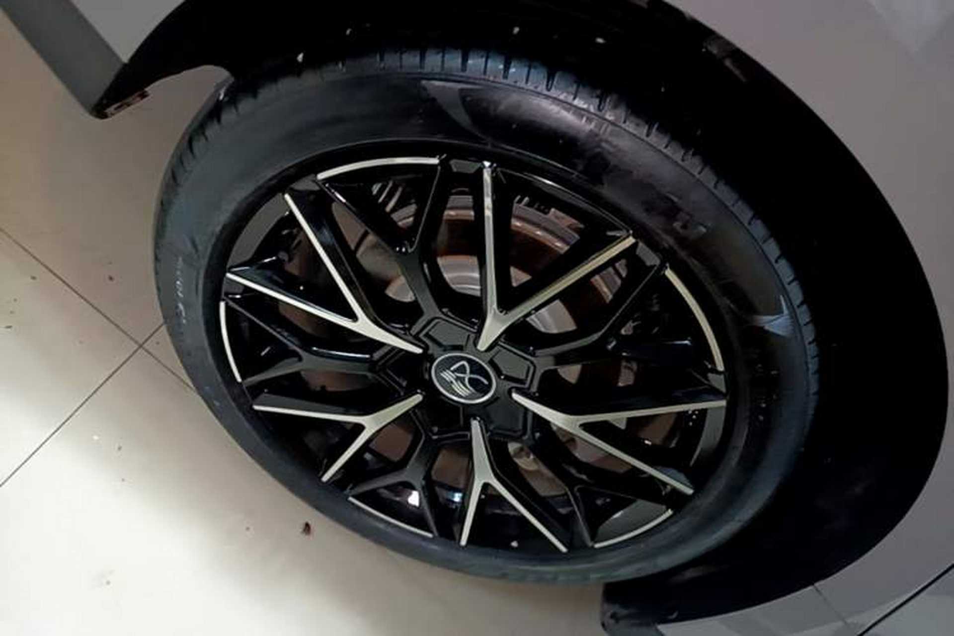 Used BYD Han 2025 DM-i Intelligent Driving Edition 125KM Prestige Model Exterior 5