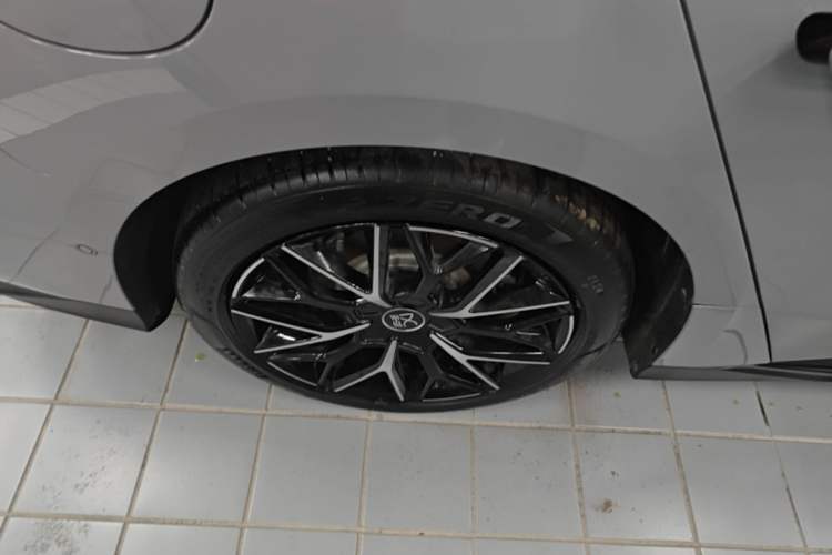 Used BYD Han 2025 DM-i Intelligent Driving Edition 125KM LiDAR Flagship Model Exterior 5