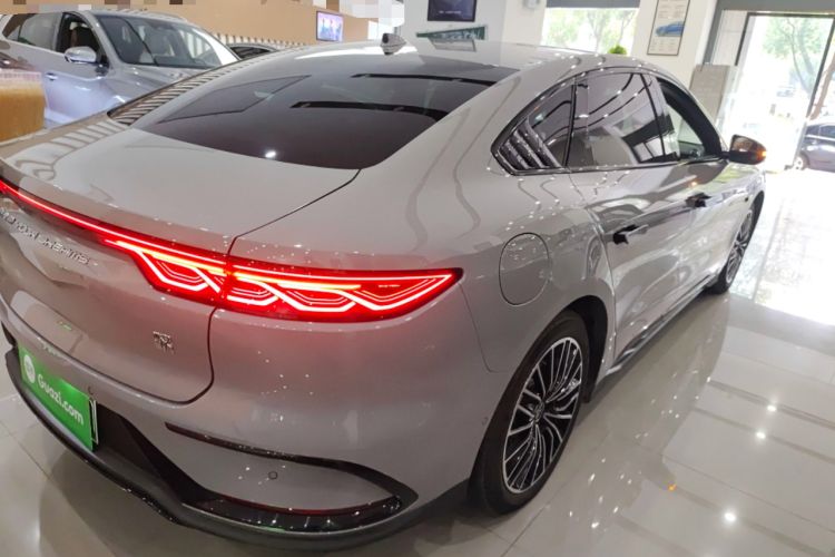 Used BYD Han 2025 EV Intelligent Driving Edition 701KM LiDAR Flagship Model Exterior 5