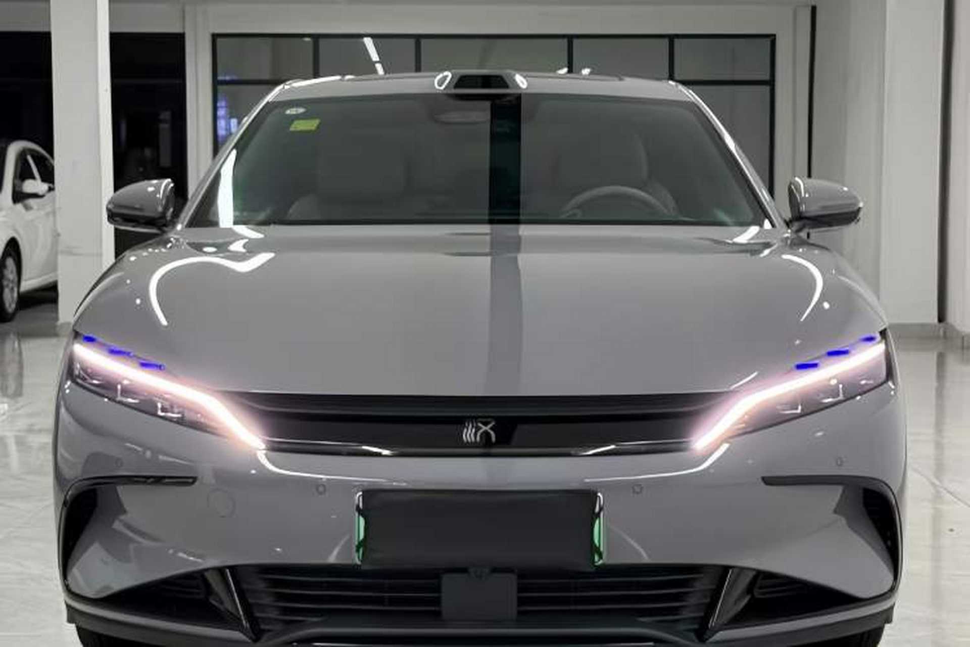 Used BYD Han 2025 EV with 701 km of Laser Radar-Enabled Intelligent Driving Exterior 8