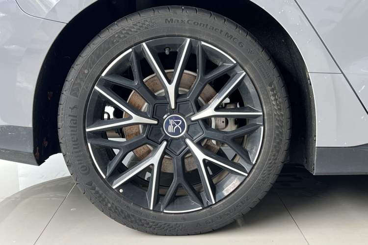 Used BYD Han 2025 DM-i 125KM Prestige Model Exterior 8