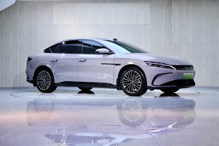 Used BYD Han 2025 DM-i 125KM LiDAR-Powered Intelligent Driving Model Exterior 9