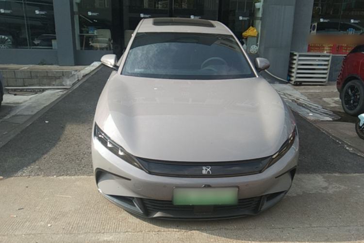 Used BYD Han 2025 EV Intelligent Driving Edition 605KM Prestige Model Front