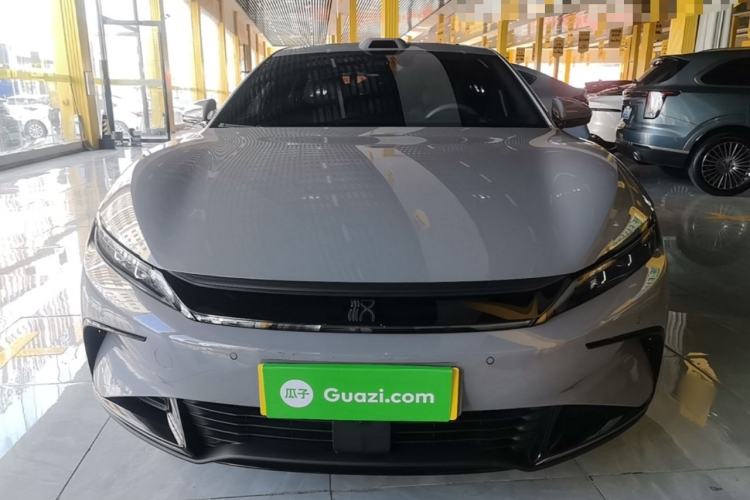 Used BYD Han 2025 EV with 701 km of Laser Radar-Enabled Intelligent Driving Front