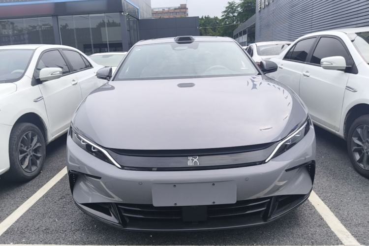 Used BYD Han 2025 DM-i Intelligent Driving Edition 125KM LiDAR Flagship Model Front