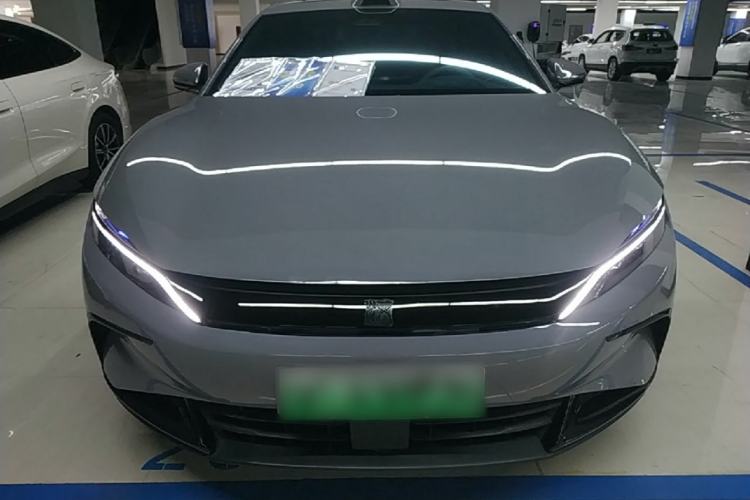 Used BYD Han 2025 DM-i Intelligent Driving Edition 125KM LiDAR Flagship Model Front