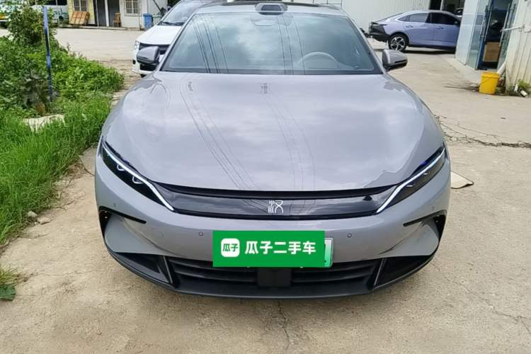 Used BYD Han 2025 DM-i Intelligent Driving Edition 125KM LiDAR Flagship Model Front