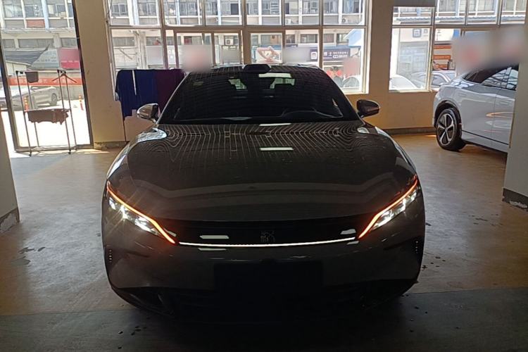 Used BYD Han 2025 DM-i Intelligent Driving Edition 125KM Prestige Model Front