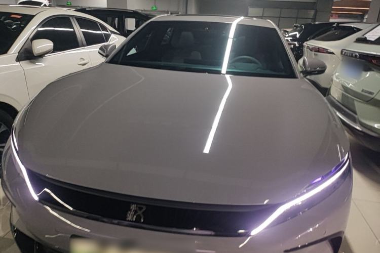 Used BYD Han 2025 EV Intelligent Driving Edition 605KM Prestige Model Front