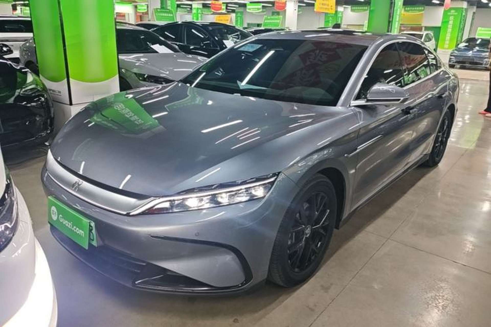 Used BYD Han 2025 DM-i 125KM Elite Model Front Left 45 Deg