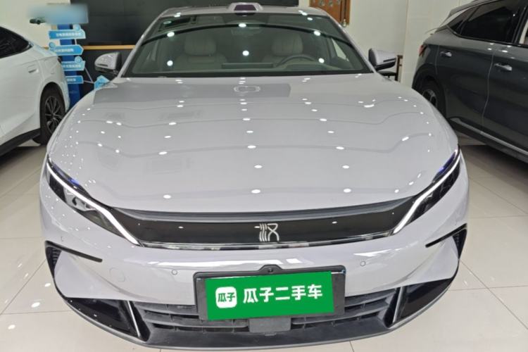 Used BYD Han 2025 DM-i Intelligent Driving Edition 125KM Prestige Model Front