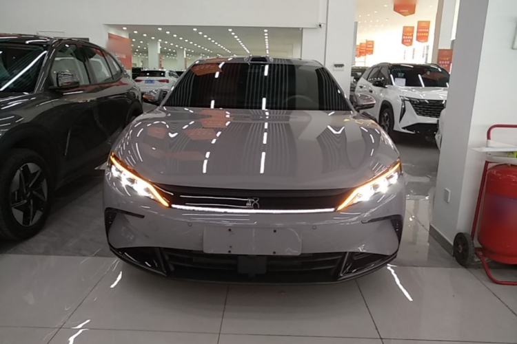 Used BYD Han 2025 DM-i Intelligent Driving Edition 125KM LiDAR Flagship Model Front