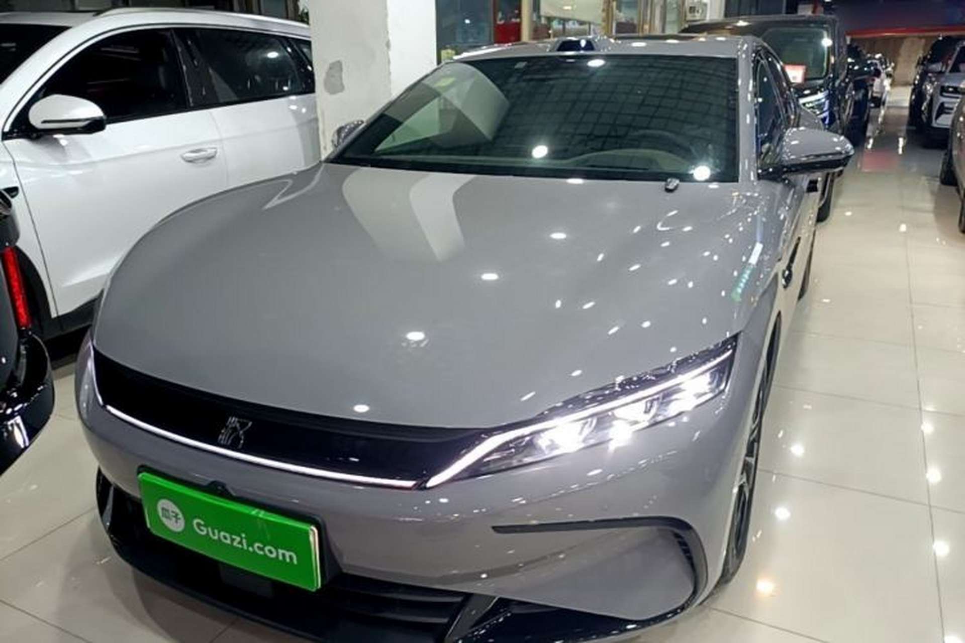 Used BYD Han 2025 DM-i Intelligent Driving Edition 125KM Prestige Model Front